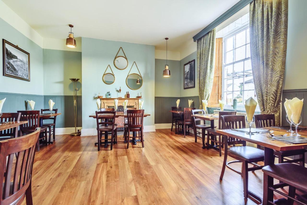The White House Guest House Williton Extérieur photo