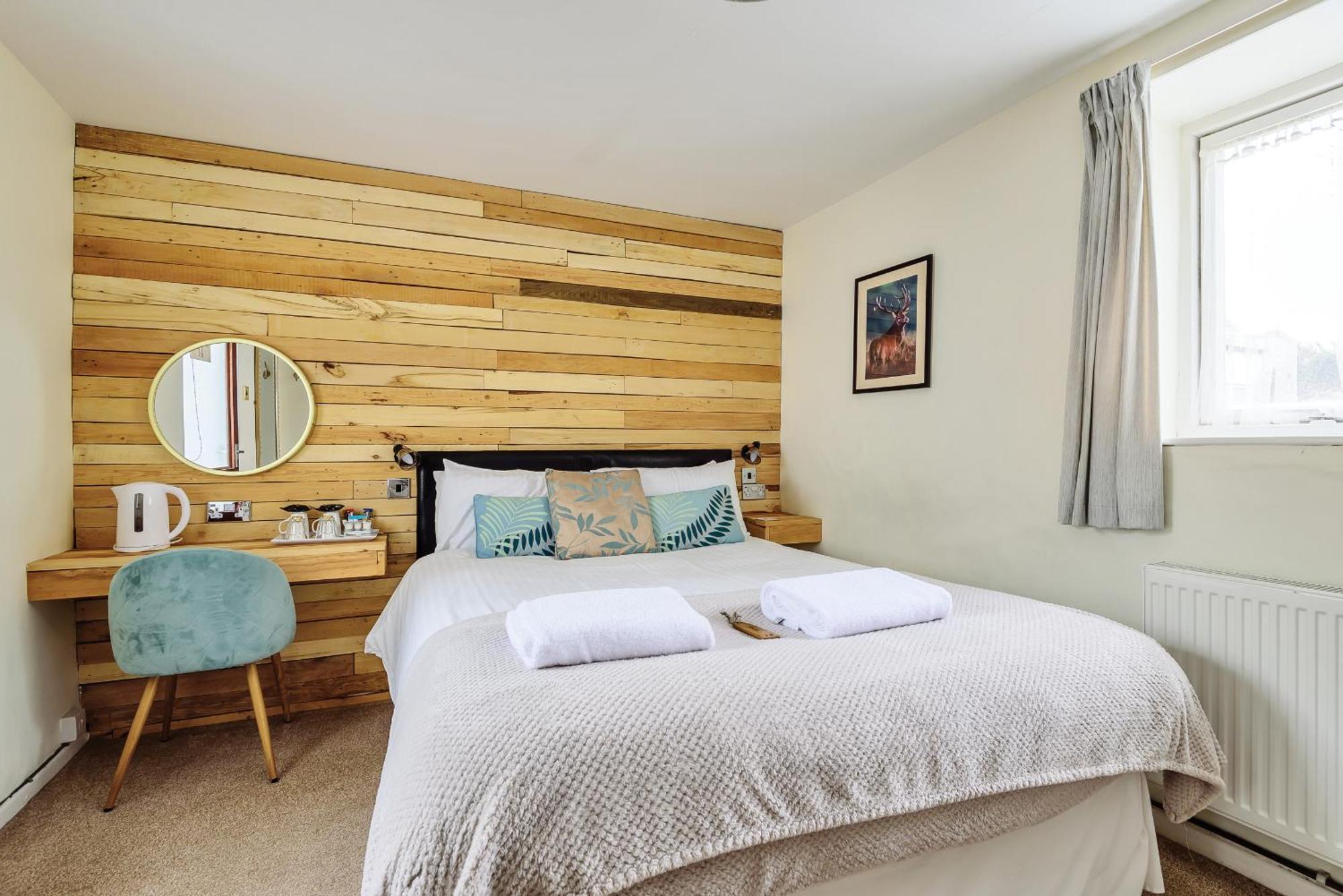 The White House Guest House Williton Chambre photo